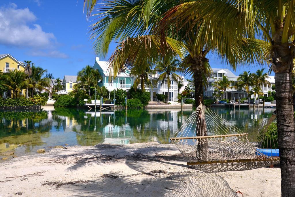 Sandyport Beach Resort Nassau Buitenkant foto
